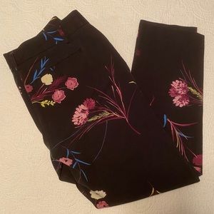 Worthington Black & Floral Slacks